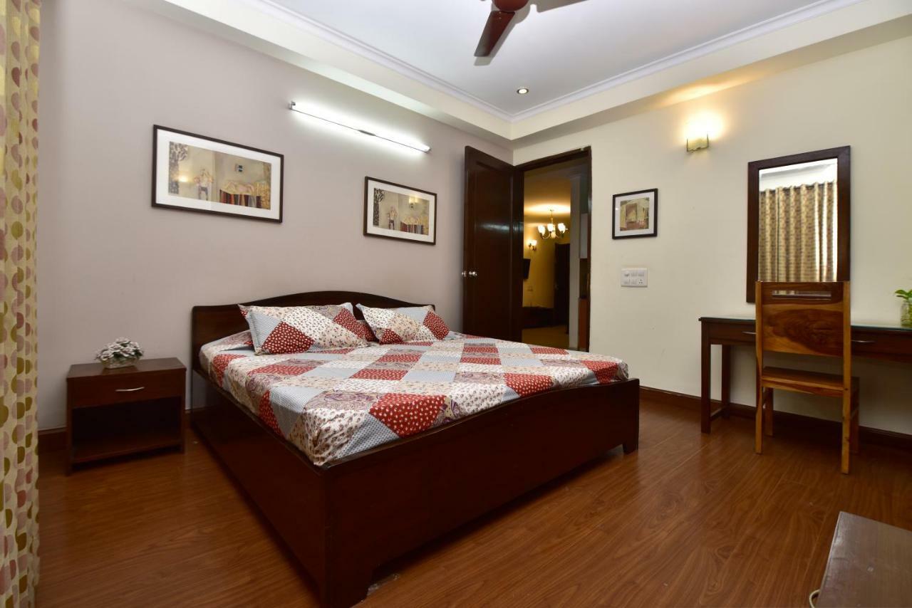 2Bhk Comfortable Furnished Serviced Apartments In Hauz Khas - Woodpecker Apartments Nuova Delhi Esterno foto