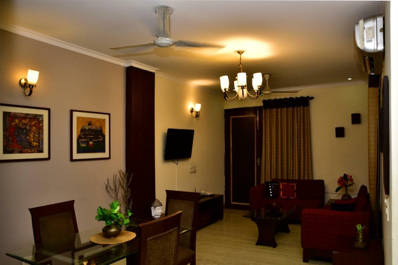 2Bhk Comfortable Furnished Serviced Apartments In Hauz Khas - Woodpecker Apartments Nuova Delhi Esterno foto