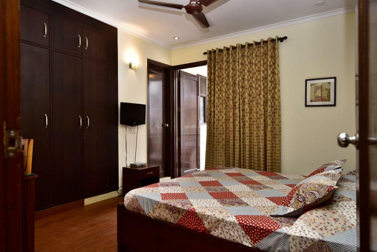 2Bhk Comfortable Furnished Serviced Apartments In Hauz Khas - Woodpecker Apartments Nuova Delhi Esterno foto